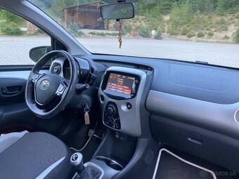 Predam Toyotu Aygo - 9