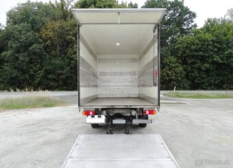 Renault Master 8 paletovy kontajne 2.3 dCi 150 koni - 2020 - 9