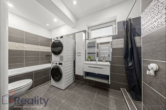 Rodinný dom s veľkým pozemkom v obci Vrakuň na predaj - 9