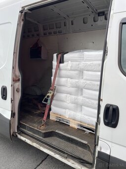 Sťahovanie Nové Zámky, skladovanie + hydraulická plošina +EN - 9