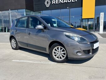 Renault Scénic 1.6 benzín - 9