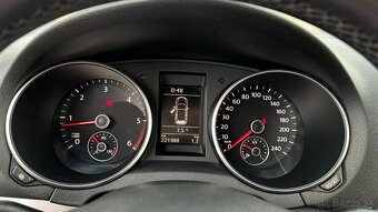 Volkswagen Golf VI 1,6 TDI - 9