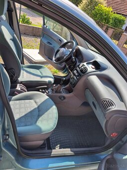 Peugeot 206 1,4 benzín - 9