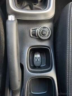 Suzuki SX4 S-CROSS 4x4 rok 2016 - 9