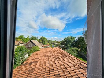 Predaj viacgeneračný RD v obci Bezenye - 9