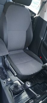 VYMENÍM LEASING ŠKODA OCTAVIA 1.6 TDI 77kw Combi, r.v. 2015, - 9