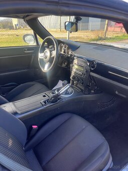 Mazda MX-5 NC 1.8i - 9