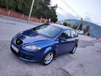 SEAT ALTEA 1.6 75KW 180 000km NOVÁ STK, KLÍMA - 9