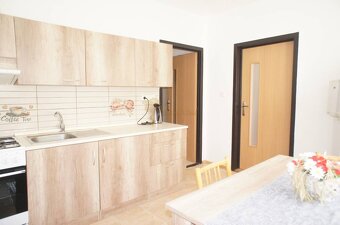 PRENÁJOM, 2-IZB., NITRA - KLOKOČINA, IZBY SAMOSTATNÉ, SO ZAR - 9