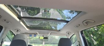 🔹Volkswagen Touran 1.6 TDI (2011) panorama,nový model 🔹 - 9