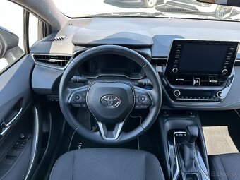 Toyota Corolla Combi 1.8 Hybrid E-CVT, r.v.: 2021 - 9