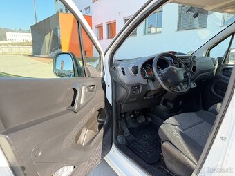 Peugeot Partner Electric - 9