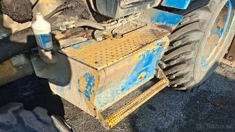 CATERPILLAR 428 C 4X4 - 9