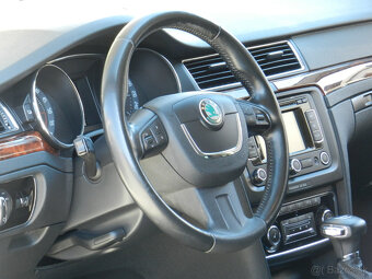 Škoda Superb Combi 2.0 TDI CR 170k Elegance DSG - 9