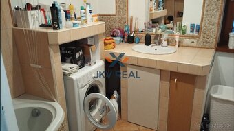 PREDAJ rodinný dom 4+1 pod Vršatskými bralami - 9