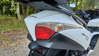 Honda SWT-400 SilverWing r.v. 2010 - 9