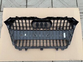 Audi A4 B9 Allroad 15-19 maska - 9