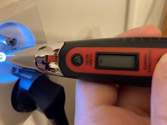 Skúšačka napätia kontaktná/bezkontaktná HAKEL - 9