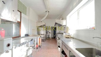 Zabehnutá reštaurácia na prenájom - 9