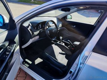 KIA Ceed 1.6 CRDi (85 kW) - 9