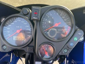Honda Hornet - 9