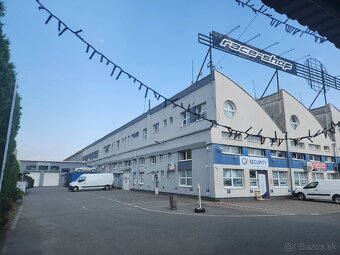 Skladovo-výrobné a obchodné priestory (1360m²) + parkovanie - 9
