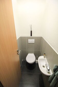 PREDAJ: Priestranný 3-izbový mezonet s terasou v atraktívnej - 9