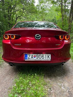 Mazda 3 sedan G122 plus - safety , sound, style - 9