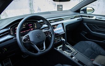 Volkswagen Arteon 2.0 TDI R-Line DSG 2022 - 9