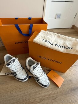 tenisky LOUIS VUITTON UK6,5-7 - 9