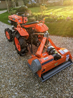Traktor Kubota b7000 z roku 1999 - 9