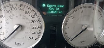 Predám Chrysler 300C - 9