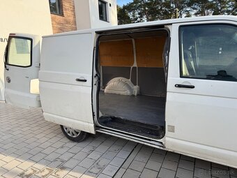Volkswagen Transporter T5 1,9 TDi - 9