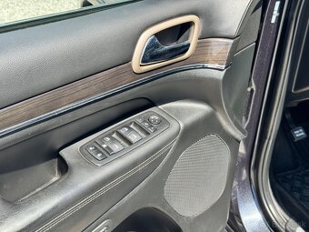 Jeep Grand Cherokee 3.0L V6 TD Overland A/T - 9
