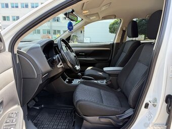 Mitsubishi Outlander 2.2DI-D 4WD Automat - 9