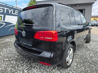 Volkswagen Touran 1.6 TDI Comfortline DSG - 9