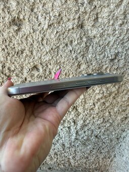 Apple iPhone 15pro,128GB - 9