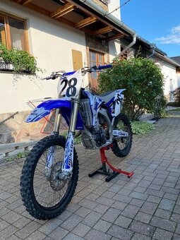 Yamaha YZ 250f - 9