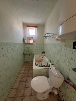 Rodinný dom na PREDAJ - 9