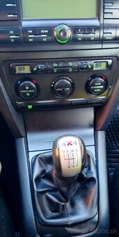 Škoda Octavia Combi 1.9 TDI 77kw 4X4,Naj:180.000 km R.V 2009 - 9