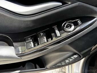 HYUNDAI ix20 Style 1,6 MPi 92 kW - 9