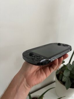 PS VITA OLED +128GB pamäťová karta - 9