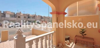 Prostorný řadový dům 3+kk – Orihuela Costa, Cabo Roig (Španě - 9