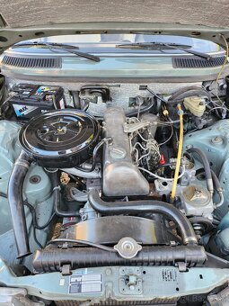 Mercedes w123 piano 240d - 9