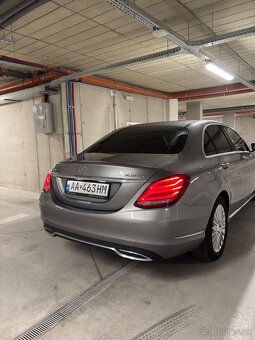 Mercedes C - 9