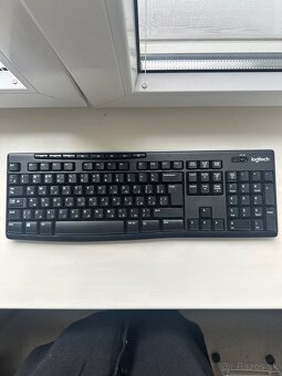 Počítač ASUS All-in-One (model V241ICUK-WA020D) - 9