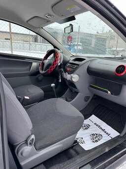 Peugeot 107 - 9