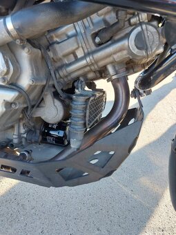 Suzuki V-strom 650 DL - 9