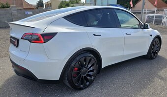 Tesla Model Y Performance Dual Motor Long Range 75kWh - 9