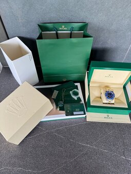 Rolex Subamariner Date 41mm “Bluesy” - 9